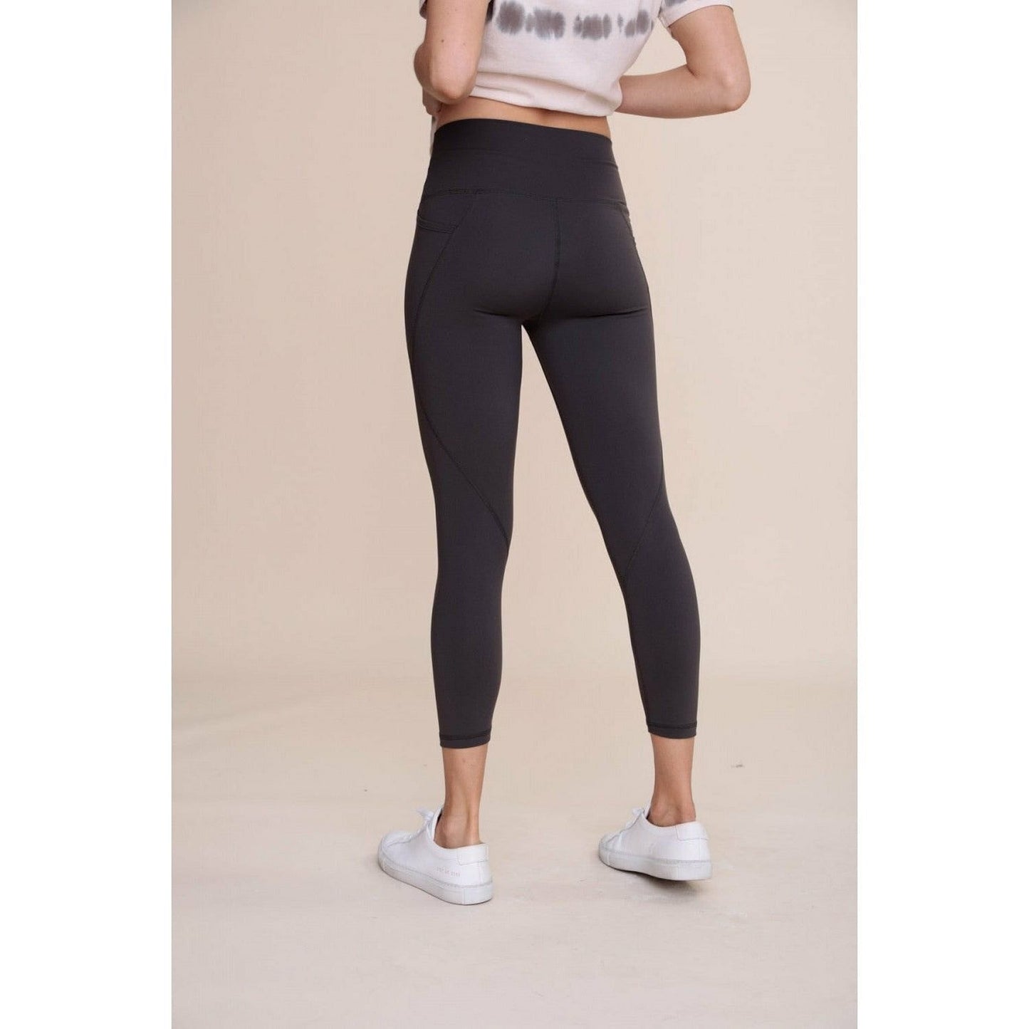 Solid High-Waist Capri Legging