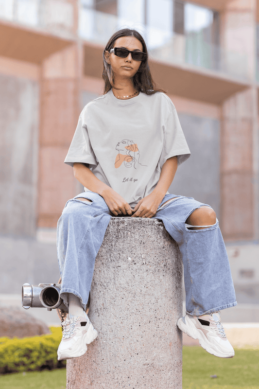 Let It Go Graphic Tee